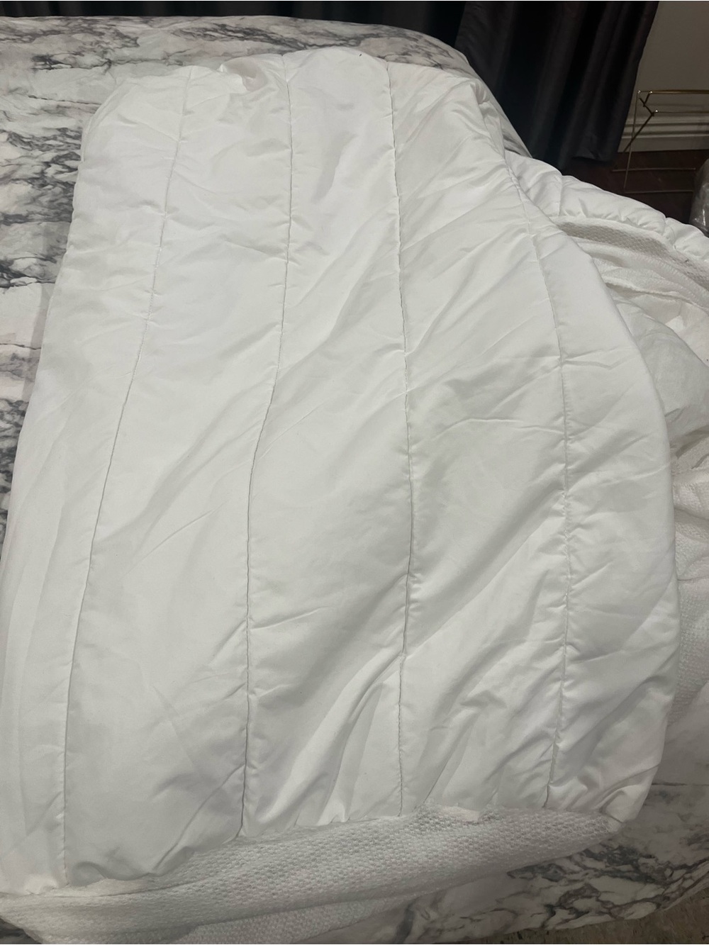 Eddie Bauer White full size mattress Cover